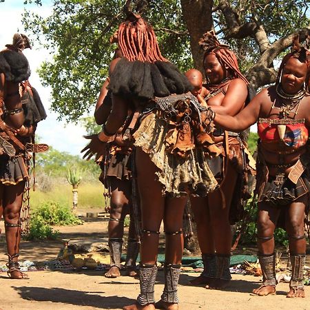 Bambi Lodge Grootfontein Bagian luar foto