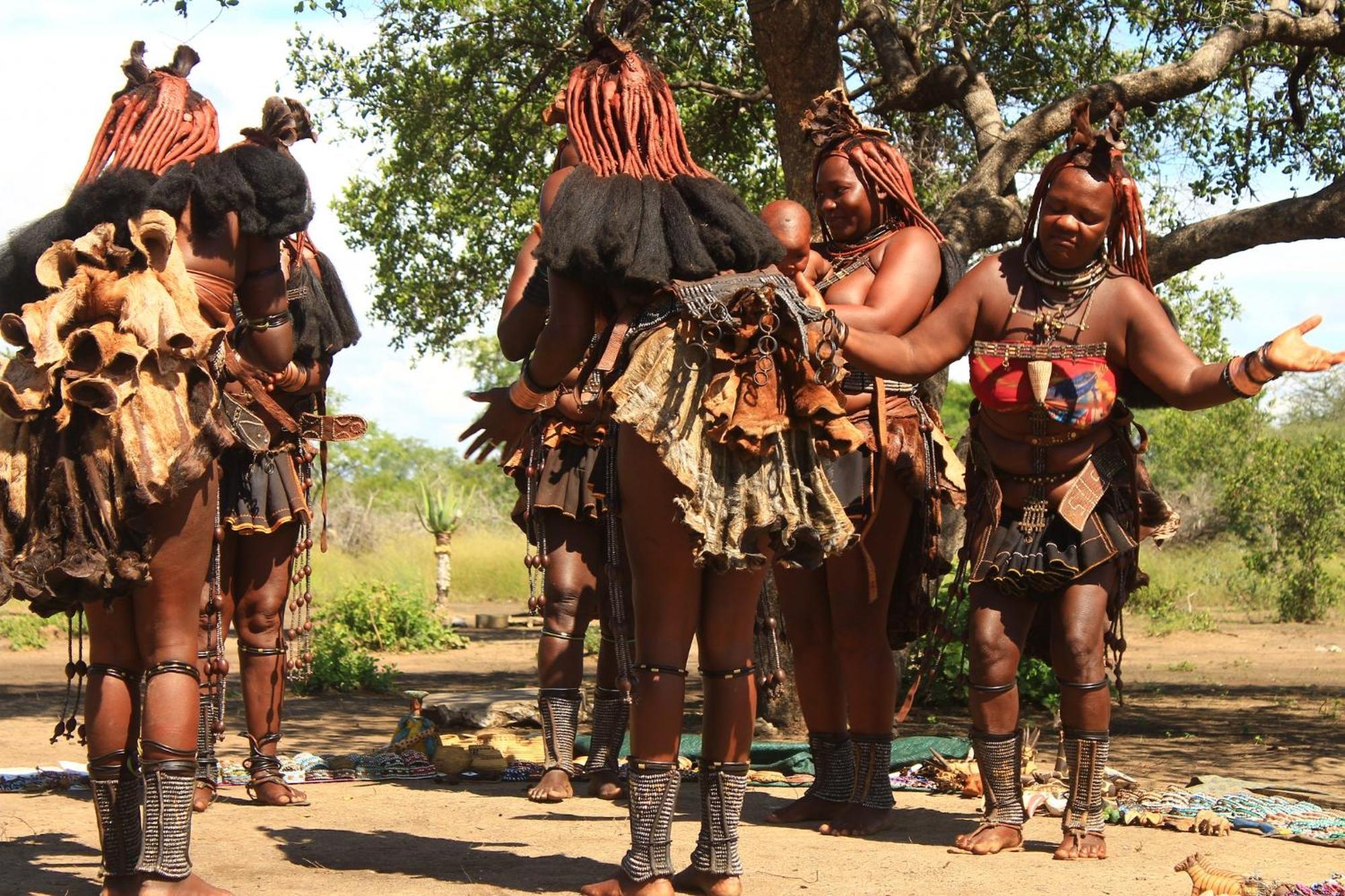 Bambi Lodge Grootfontein Bagian luar foto